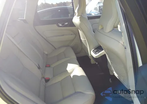 2022 Volvo Xc60 B5 Inscription from USA, damaged, VIN YV4L12DL1N1946441